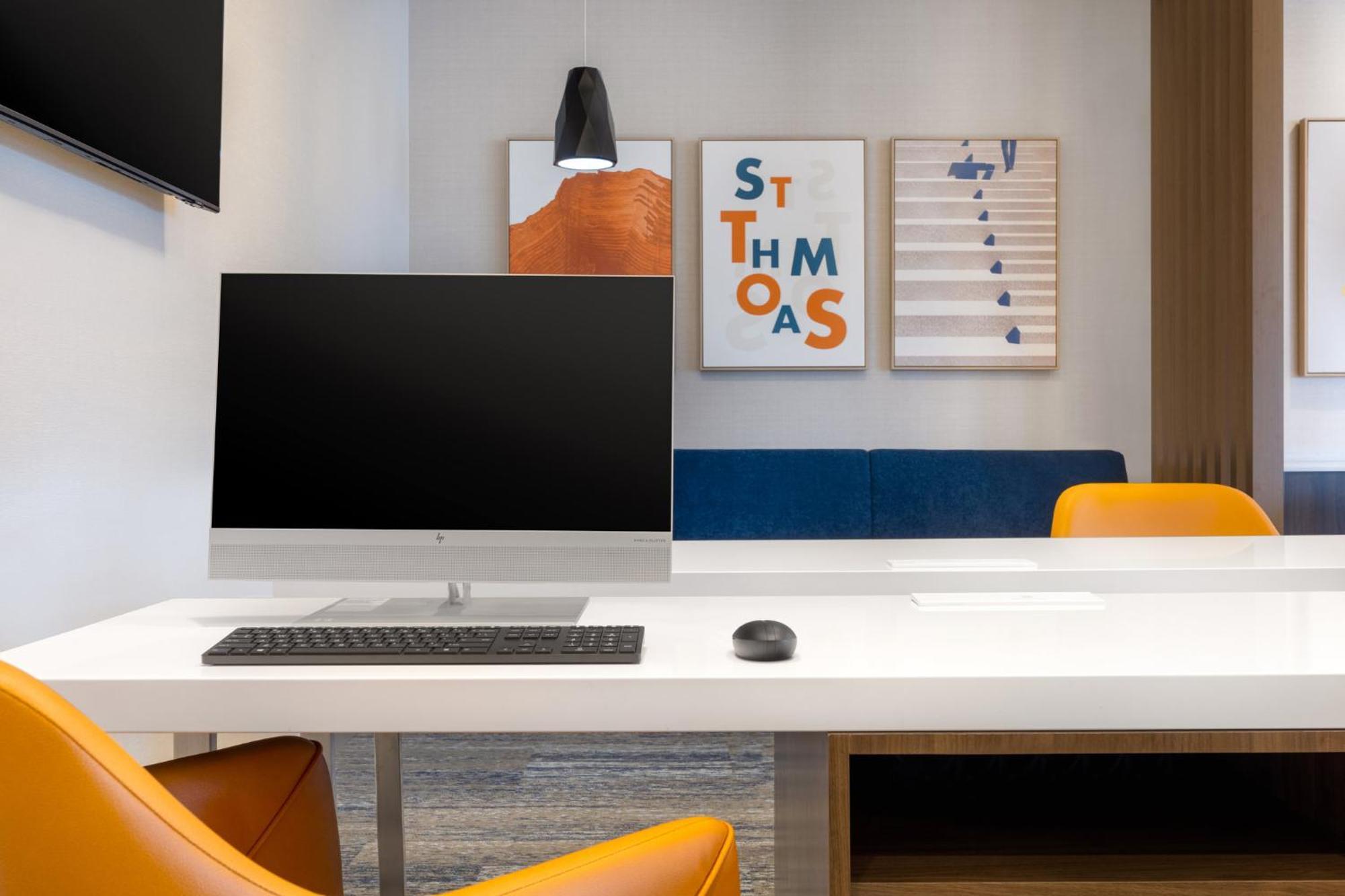 Holiday Inn Express & Suites St Thomas Сен Тома Екстериор снимка