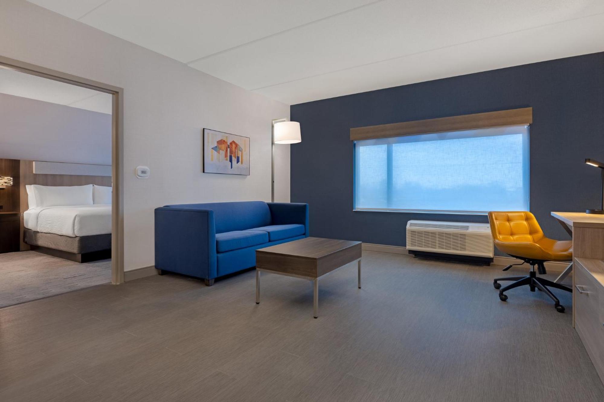 Holiday Inn Express & Suites St Thomas Сен Тома Екстериор снимка