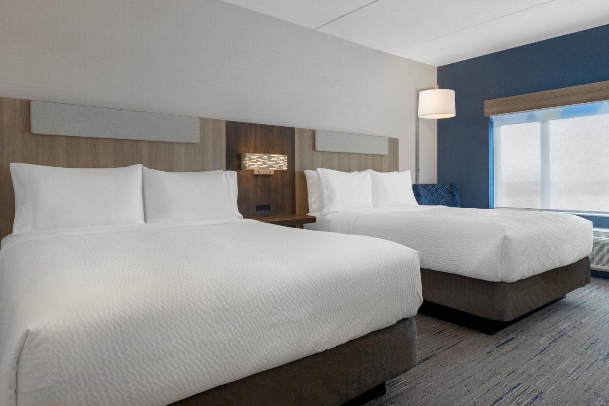 Holiday Inn Express & Suites St Thomas Сен Тома Екстериор снимка