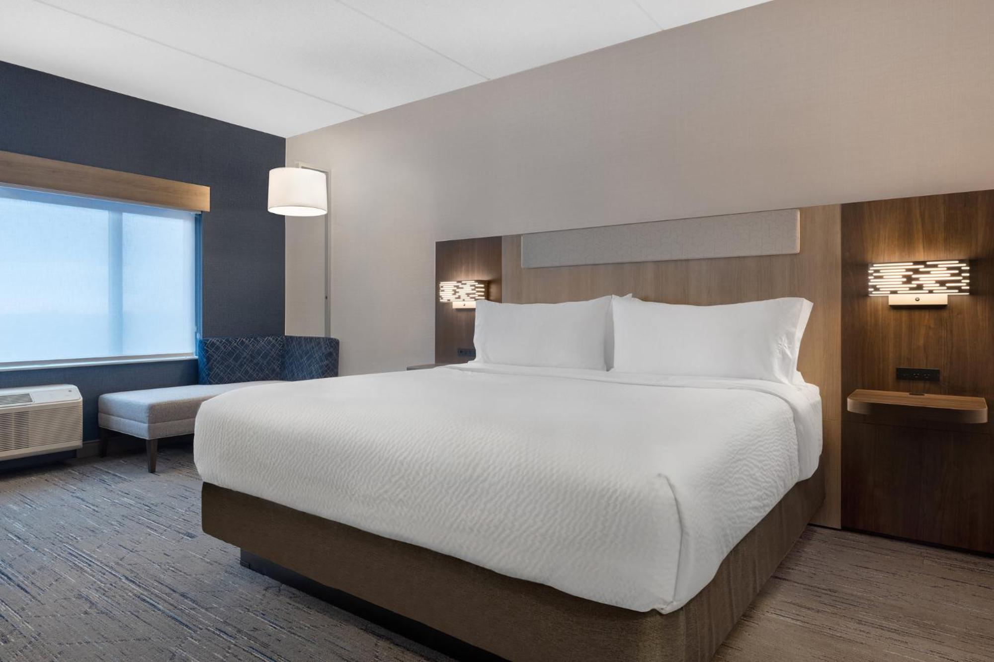 Holiday Inn Express & Suites St Thomas Сен Тома Екстериор снимка