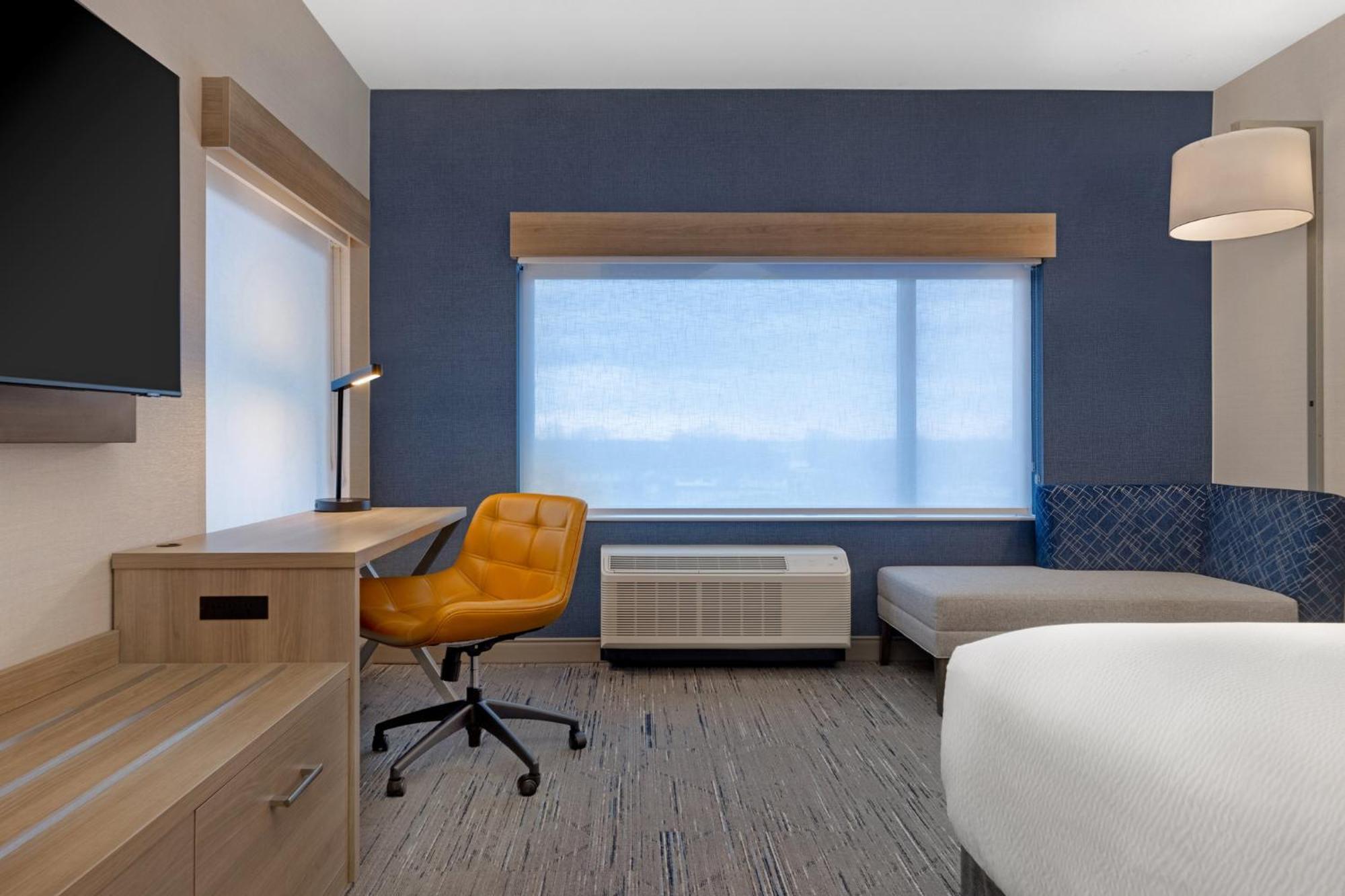 Holiday Inn Express & Suites St Thomas Сен Тома Екстериор снимка